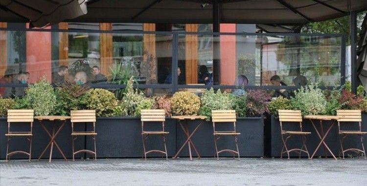 Avrupa ülkelerinden bazıları Kovid-19 tedbirlerini geri getiriyor