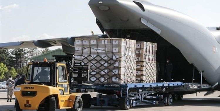 MSB: Tıbbi yardım malzemesi taşıyan TSK'ye ait uçak Nijer'e indi