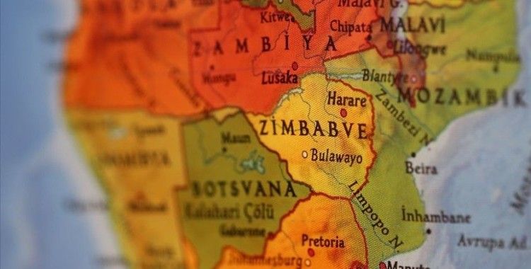 Zimbabve'de Kovid-19 yasaklarını ihlal eden 1300 kişi gözaltına alındı