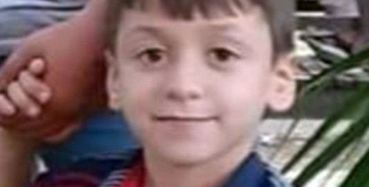 7 yaşındaki Emir'in hayatını kaybettiği kaza kamerada