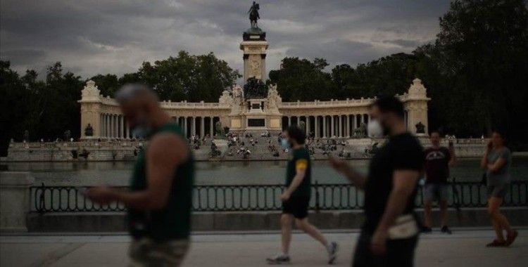 İspanya'da Kovid-19'dan ölenlerin sayısı 27 bin 135'e çıktı