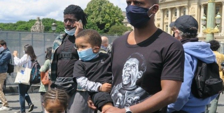 Fransa’da Floyd cinayeti protesto edildi