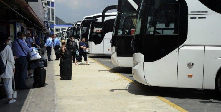 İstanbul'da otobüs bileti fiyatları yüzde 40 düştü