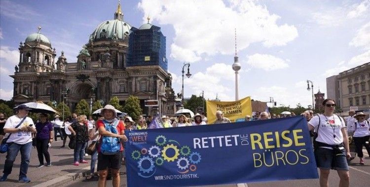 Alman turizmciler hükümetten yardım istedi