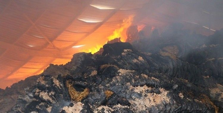Aksaray'daki fabrika yangını 26. saatinde halen sürüyor