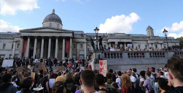 İngiltere'deki ırkçılık karşıtı gösteriler dördüncü haftasında devam etti