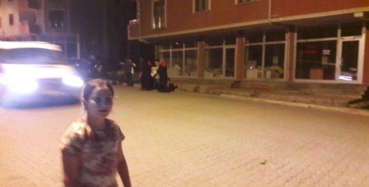 Kağızman'da deprem; vatandaşlar sokaklara çıktı