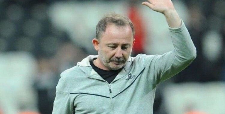 Sergen Yalçın: 'Beşiktaş şampiyonluğa oynayan bir kadro kuracak'