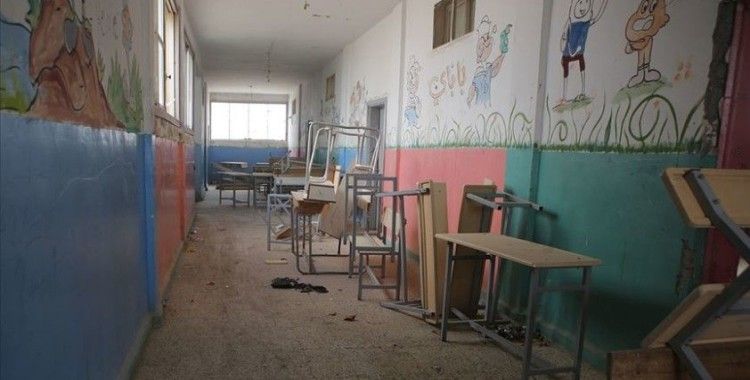 Terör örgütü YPG/PKK işgal ettiği bölgelerde Esed rejiminin okullarına el koydu