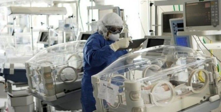 Meksika'da yeni doğan üçüzlerin testleri pozitif çıktı