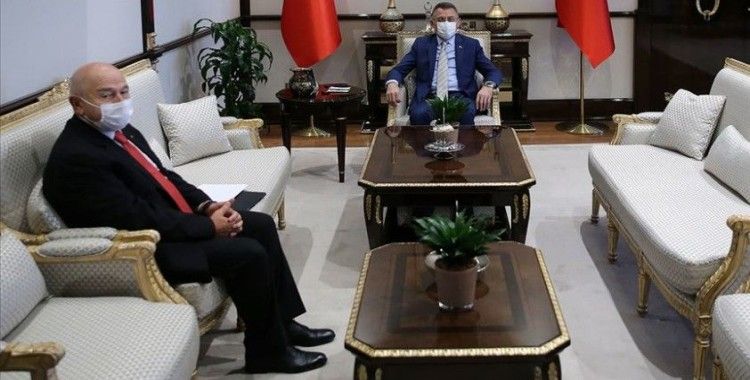 Cumhurbaşkanı Yardımcısı Oktay TFF Başkanı Özdemir'i kabul etti