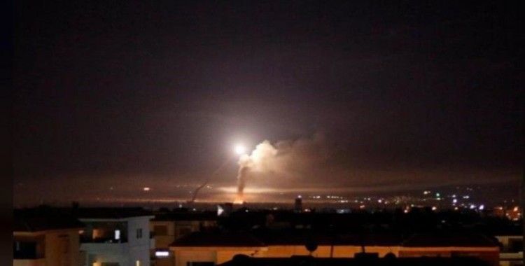 İsrail savaş uçakları Suriye'yi vurdu: 14 ölü