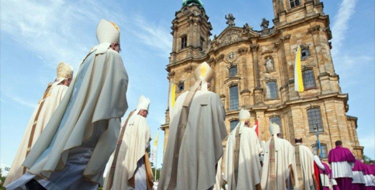 Almanya'da Hristiyanların oranı yüzde 55'e geriledi