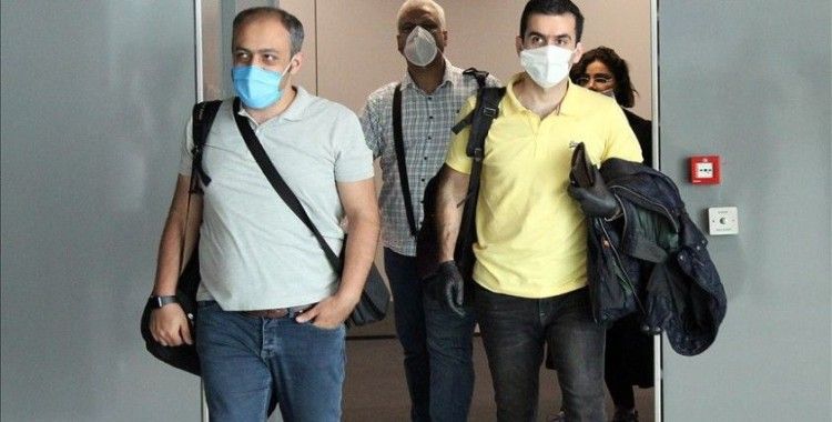 İranlı yolcuları taşıyan uçak, İstanbul'a geldi