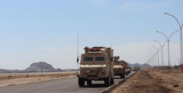 Yemen ordusu Cevf ilinde Husilerin kontrolündeki El-Hazm kentini kuşattı