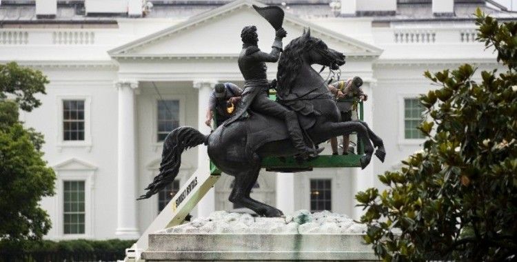 ABD'de Andrew Jackson'ın heykeline saldıran 4 kişiye gözaltı