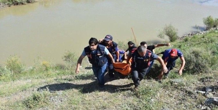 Aras Nehri'nde kaybolan çocuğun cesedi bulundu