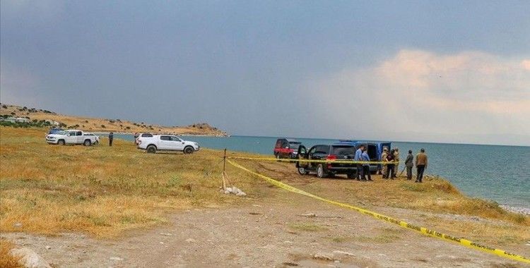 İçişleri Bakanı Soylu: Van Gölü'nde teknenin batmasına ilişkin 11 kişi gözaltında