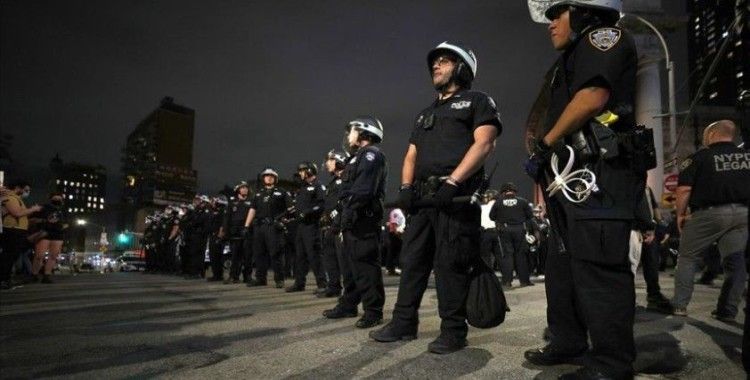 New York'ta polis departmanının bütçesinden 1 milyar dolar kesinti yapılacak