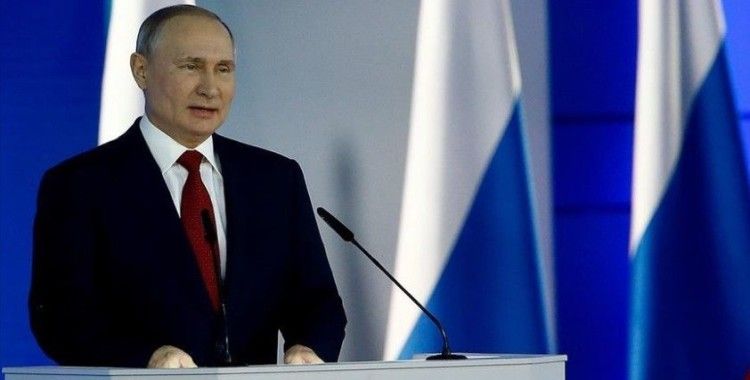 Rusya Devlet Başkanı Putin'den ABD Büyükelçiliğine 'LGBT simgesi' göndermesi