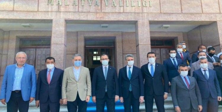 Gençlik ve Spor Bakanı Kasapoğlu Malatya'da