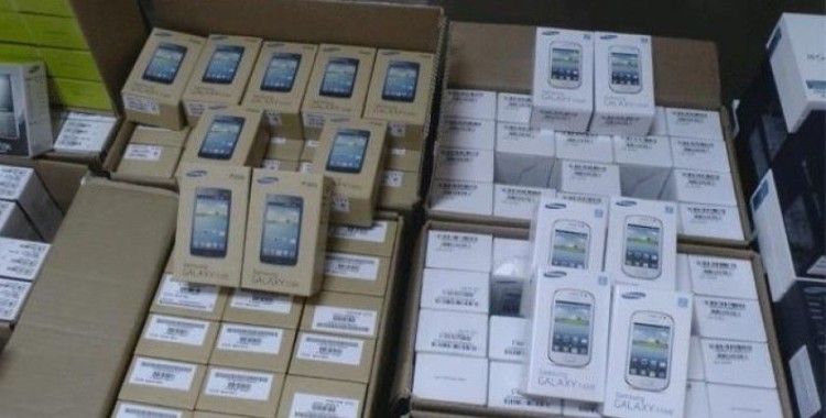 Suriye'den getirilen 288 cep telefonu yakalandı