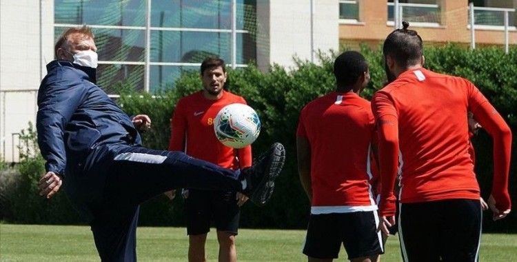 Kayserispor'da teknik heyet ve futbolcularda Kovid-19'a rastlanmadı