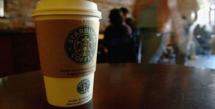 Starbucks'ta kahve bardağına 'Ayşe' yerine 'IŞİD' yazılan Müslüman kadın dava açtı