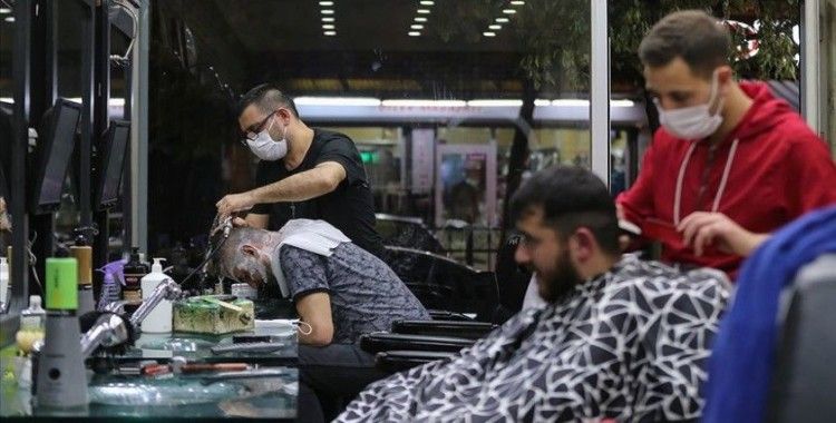 Berber ve kuaförler 'sakal traşı ile cilt bakımına yönelik kısıtlamaların kaldırılmasını' istiyor