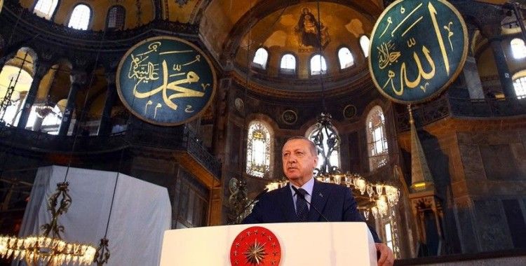 Cumhurbaşkanı Erdoğan, Ayasofya'nın ibadete açılmasına ilişkin kararnameyi imzaladı