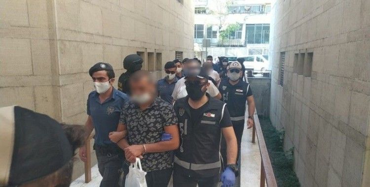 Bursa'da tefecilik suçundan adliyeye sevk edilen 9 kişi tutuklandı