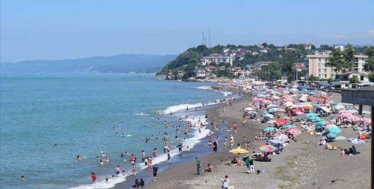 'Batı Karadeniz'in incisi' Akçakoca'ya günübirlikçi ziyaretçi ilgisi