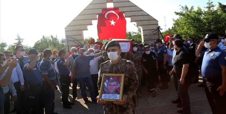 Şehit Özel Harekat Polisi Muhammet Demir son yolculuğuna uğurlandı