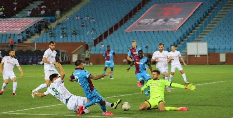 Konyaspor ligde kalmayı garantiledi