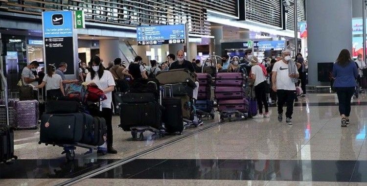 Yılın ilk yarısında 20 milyonu aşkın yolcu İstanbul'dan uçtu