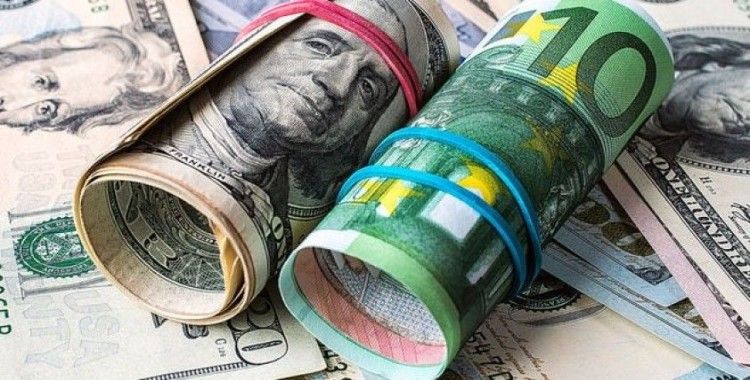 Euro AB teşvik anlaşmasının ardından dengelendi, dolar düştü
