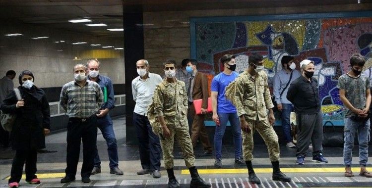 İran'da son 24 saatte Kovid-19'dan 219 kişi hayatını kaybetti