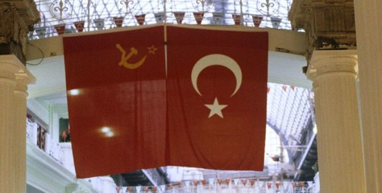 Rusya Büyükelçiliği, SSCB'yle Türkiye arasında ilk Moskova-Ankara uçuşu nedeniyle yapılan yazışmaları paylaştı