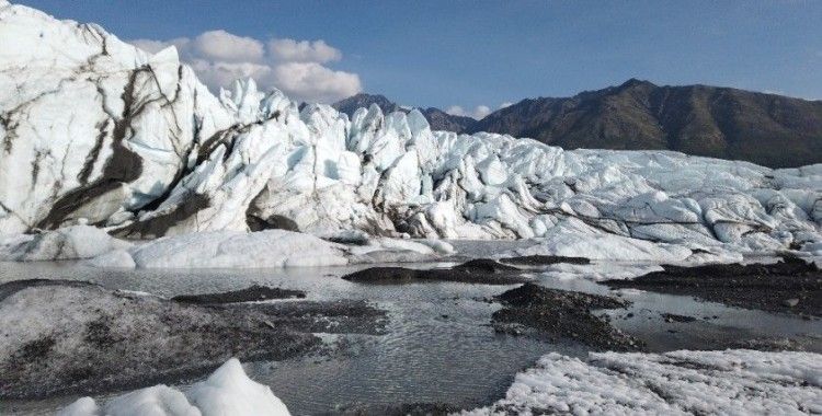 Türk çift Alaska'da küresel ısınmanın etkilerini görüntüledi