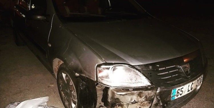 Erciş'te araç yangını