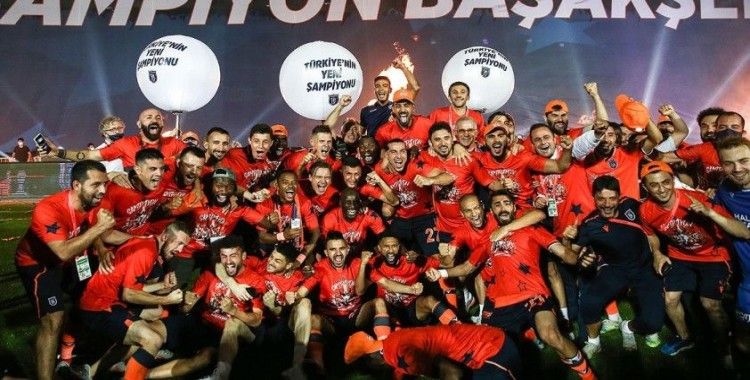 Şampiyon Medipol Başakşehir sezonu Kasımpaşa maçıyla kapatacak