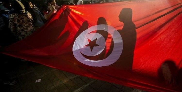 Tunus'ta Nahda'dan 'ulusal siyasi birlik' hükümeti kurulması talebi
