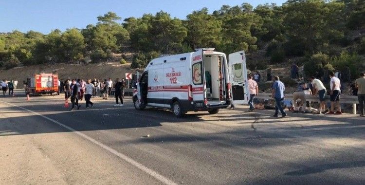 Mersin'de askerleri taşıyan otobüs devrildi: 5 askerimiz şehit oldu