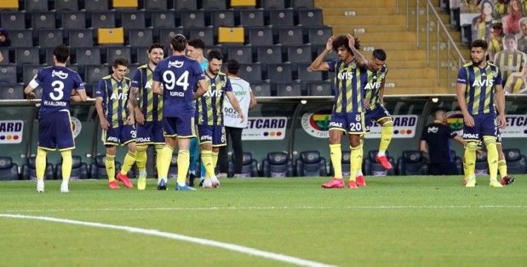 Fenerbahçe savunmayı oturtamadı
