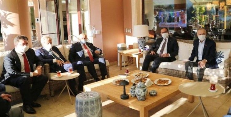 Gençlik ve Spor Bakanı Kasapoğlu'ndan Mustafa Cengiz'e 'geçmiş olsun' ziyareti