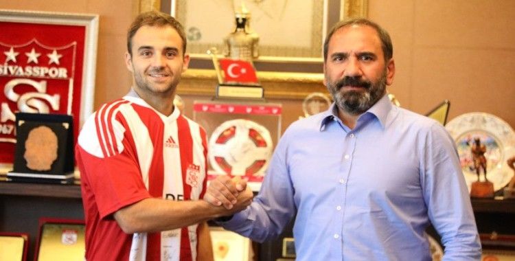 Jorge Felix Sivasspor'a imzayı attı