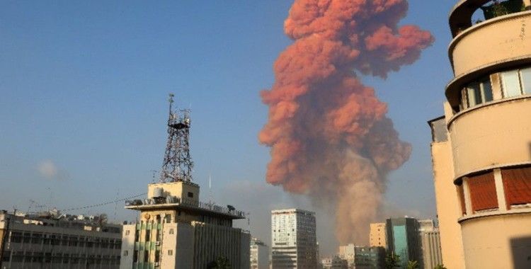 Beyrut'ta havai fişek deposunda şiddetli patlama: En az 10 ölü