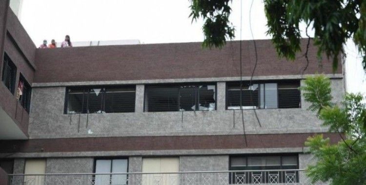 Hindistan'da korona hastanesinde yangın: 8 ölü