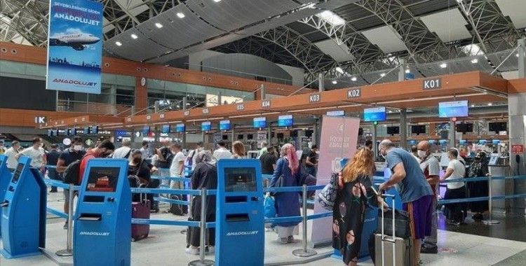 Sabiha Gökçen Havalimanı'nda günlük yolcu sayısı 61 bine ulaştı
