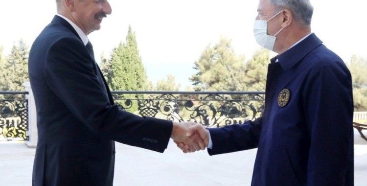 Azerbaycan Cumhurbaşkanı İlham Aliyev, Bakan Akar’ı kabul etti 
